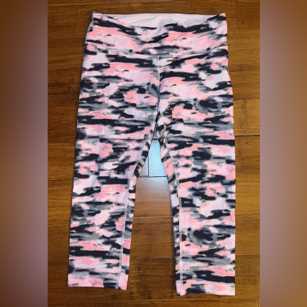 lululemon athletica Pink and Gray Camouflage Leggings